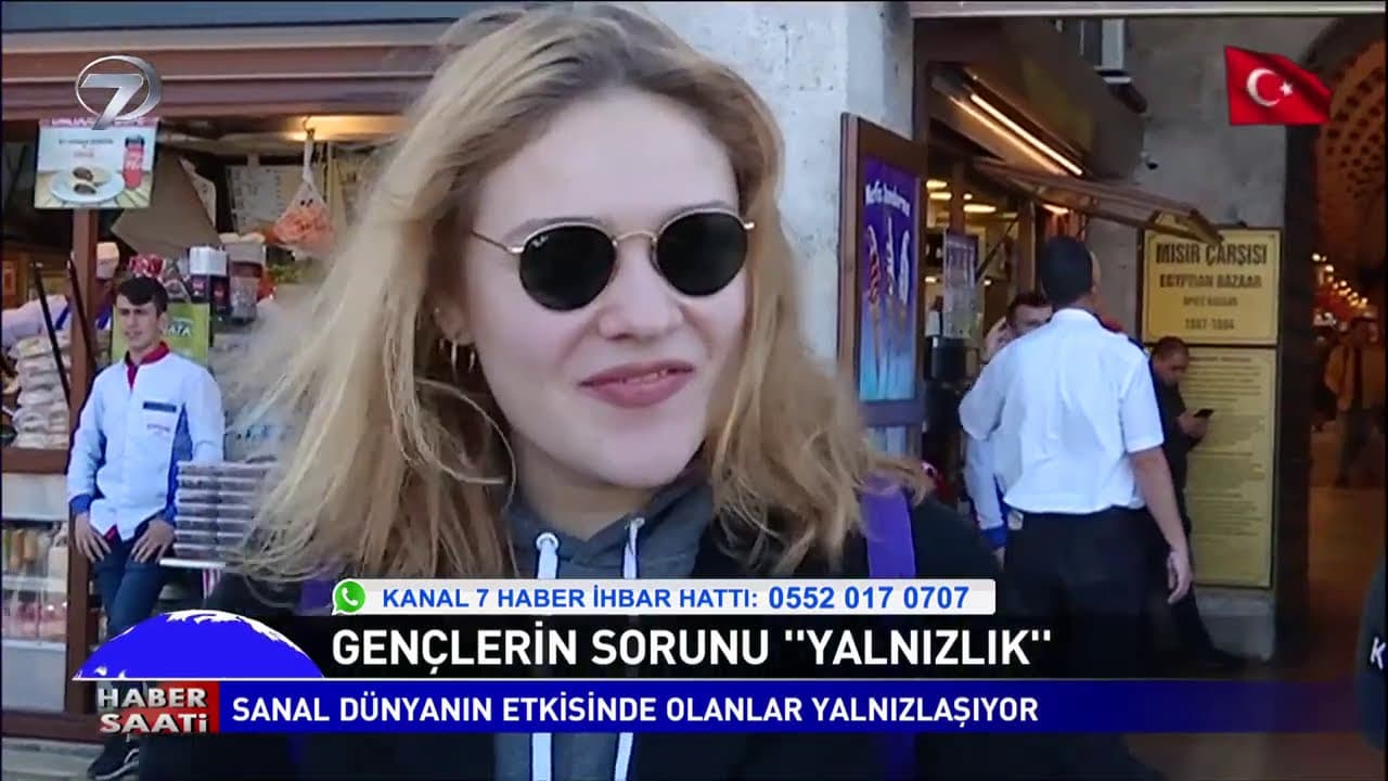 Gençlerin Sorunu 'Yalnızlık' thumbnail